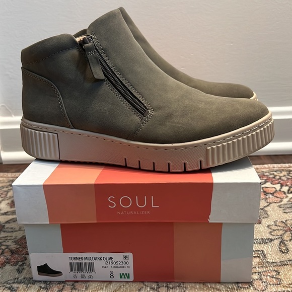 SOUL Naturalizer Womens Turner Comfort Booties🔹Dark Olive🔹8 Wide - Picture 3 of 8